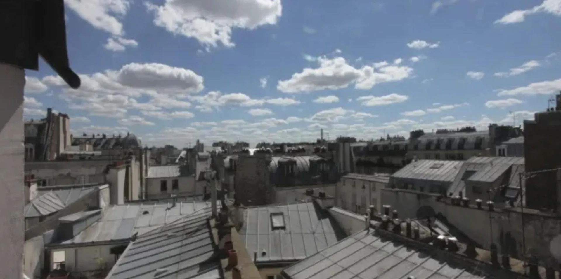 Séjour chez l'habitant Sous Les Toits De Paris Shared Place France